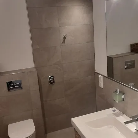 公寓 Zum Struffelt 罗埃特根