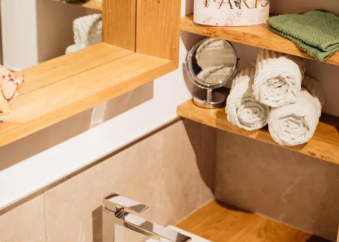 Zum Struffelt Daire *